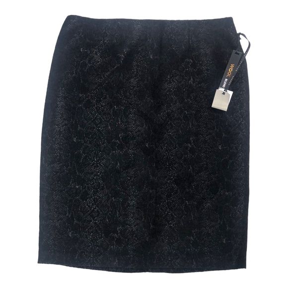 Renuar Dresses & Skirts - RENUAR blend black skirt size 10 NWT